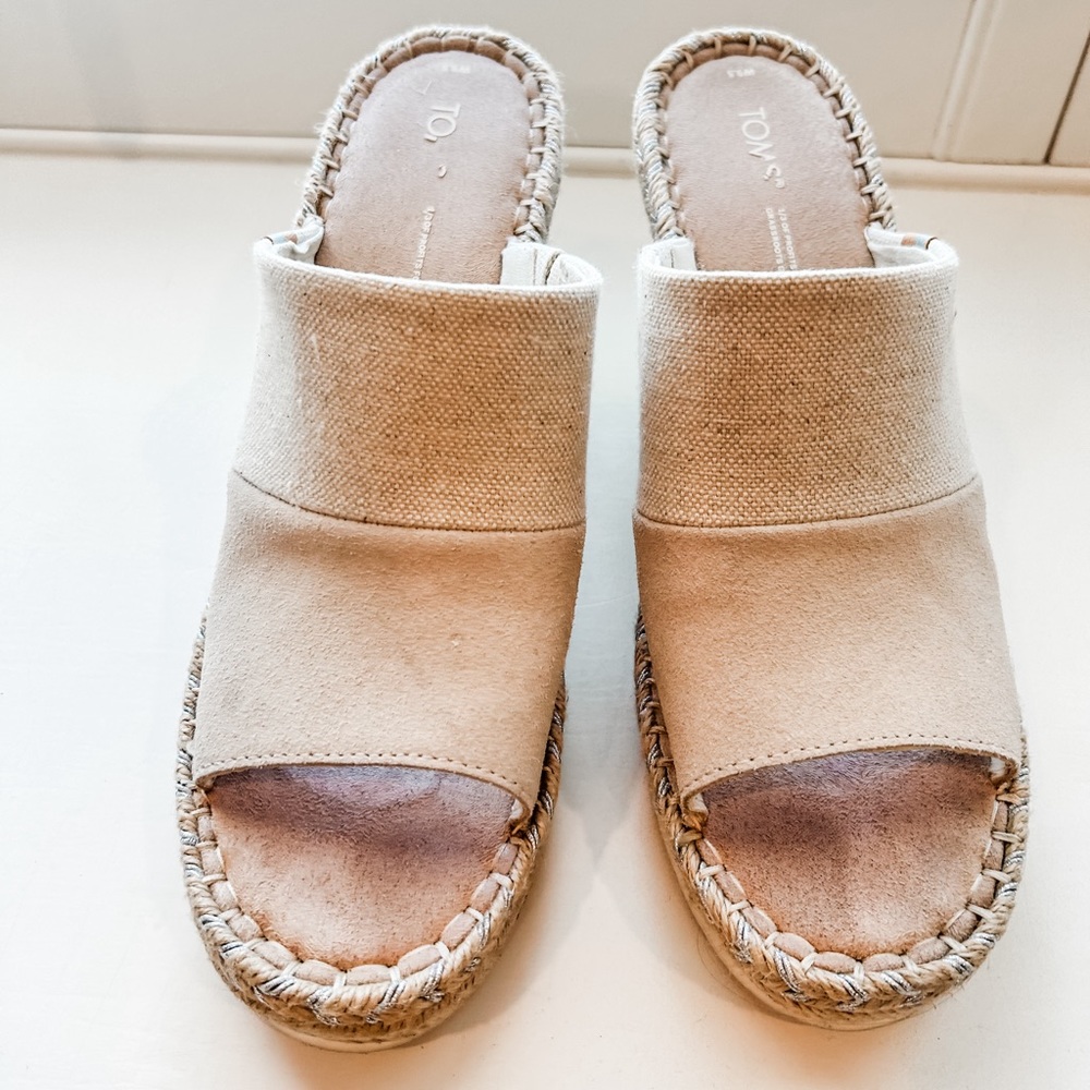 TOMS Espadrille Sandals Size 9.5